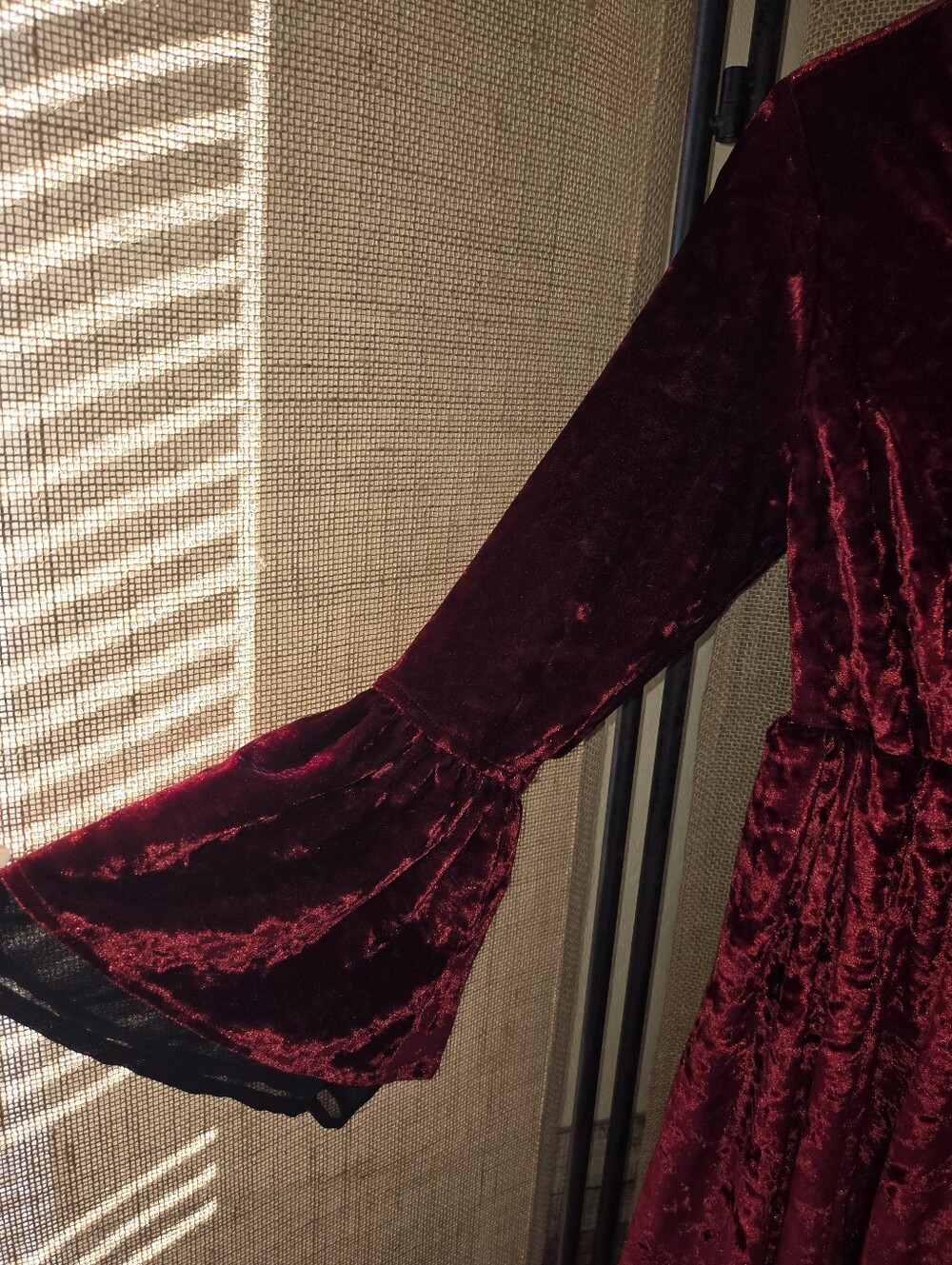 Hot Topic Red Velvet Bell-Sleeve Dress Halloween Whimsigoth Vampy Small - Picture 3 of 9